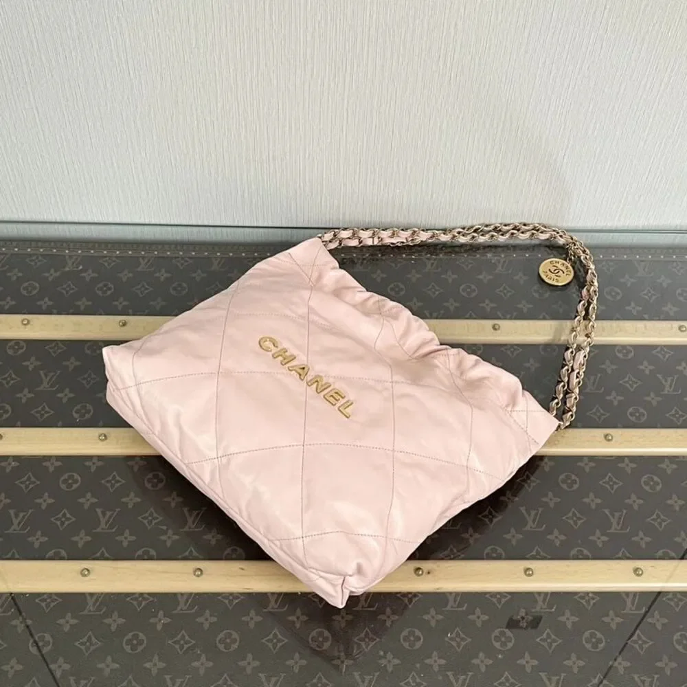 Chanel Women Pre-Loved Bag Very Good Condition